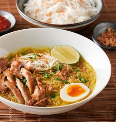  Soto Ayam: Một chén đầy ắp hương vị cay nồng và sự tinh tế của gia vị!